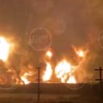 В Подмосковье горит большая цистерна с соляркой