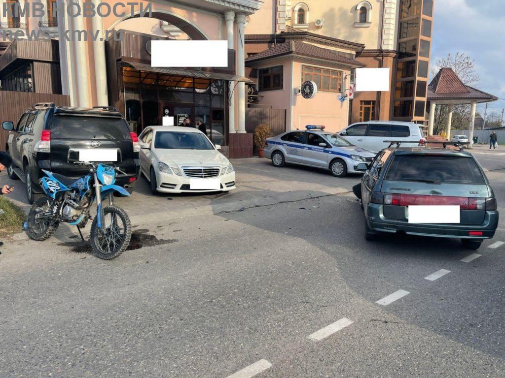 Подростки-бесправники устроили ДТП в Пятигорске