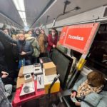 Вагон киевского метро превратили в торговый центр