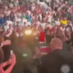Чиновник из Дагестана устроил драку на турнире UFC